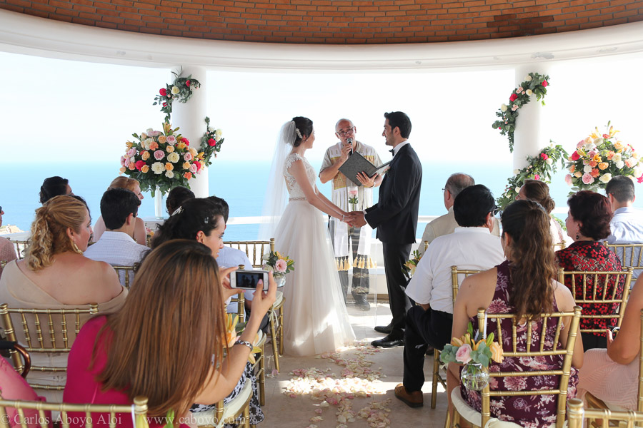 Luxury Destination Wedding in villa rental in Cabo San Lucas Mexico